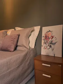 Charming and Peaceful Apartment for Your Stay - Image 5