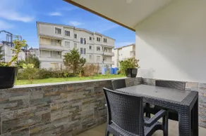 Enles Garden Beach Apartments - Golem - Image 3