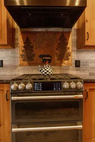Spruce Tree Lodge - Image 5