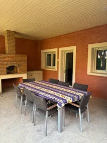 Fully equipped annex on a fenced property - Image 3