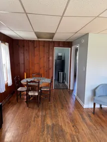 The Cottage on 13 - Image 4