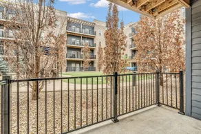 Work-Friendly Downtown 1BR | Pool + Fast WiFi - Image 5