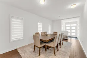 Luxury 5BR|14 Guests|Scarborough|3 Parking - Image 3
