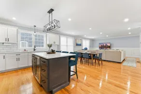 Luxury Modern Boston Townhome w/ Parking! - Image 4