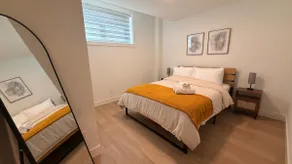 Cozy Modern 2-Bedroom • Private Entry • Sleeps 1–4 - Image 5
