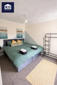 4BDR Project Base-Sleeps 8- Parkingx2 -Top Offers - Image 4