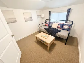 Cute Cozy Getaway - Image 4