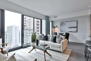 Luxury Loft in Yorkville! - Image 2