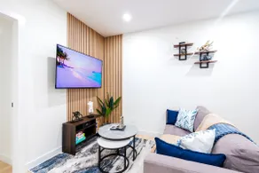 Rest @ UloDavidi | Snug 2BR Suite near YYC Airport - Image 4