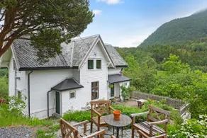 Swiss Villa - Fjord, Forest & Mountain Views - Image 2