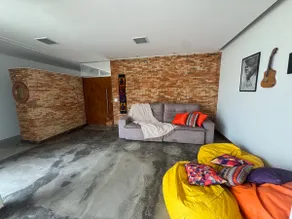 Casa de Alto Padrão com Piscina - Image 3