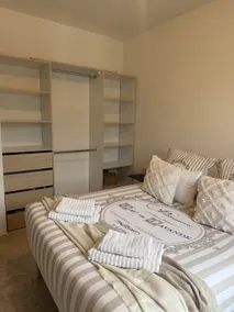 Charming, sunny 3-room apartment in downtown Angers with terrace - Image 4