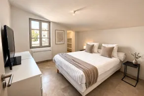 Charming, sunny 3-room apartment in downtown Angers with terrace - Image 5