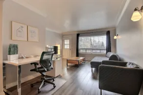Free private parking, Cozy 1BR, 1 min from subway - Image 2