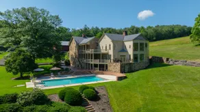 Oak Haven Estate:Pool+Hot Tub+Pond+Game Room - Image 4