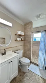 Modern Coastal Oasis - near everything you need! - Image 5