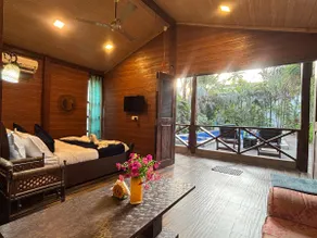 Coconut Tree Villa and 2 Cottages with Private Pool - Image 2