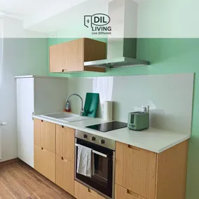 Modern • Central • Studio with Kitchen • Self Check-in - Image 3