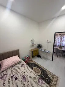 Intan Azzalea Homestay 2 - Image 5
