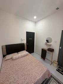 Intan Azzalea Homestay 2 - Image 3