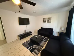4 Bedroom House - Image 2