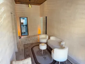 Guest house with a view of 1st STREET in the historical square - Image 2
