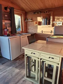 cabin - Image 4
