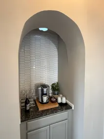 The Arch & Vine House | 4 King Beds on Fifth - Image 2