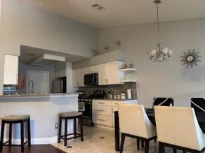 Spacious home in Cedar Park w/ treehouse room. - Image 4