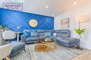 BRAND NEW! Farnborough Air Show Serviced Home X2 FREE Parking By Redwood Stays - Image 3
