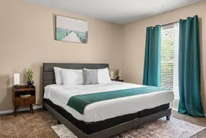 Cozy 1BR | Near LSU & Downtown • WiFi • Parking - Image 3