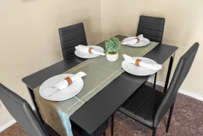 Cozy 1BR | Near LSU & Downtown • WiFi • Parking - Image 4