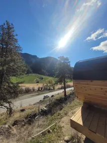 Eagles Nest Retreat -Sauna + Hot Tub - Image 4