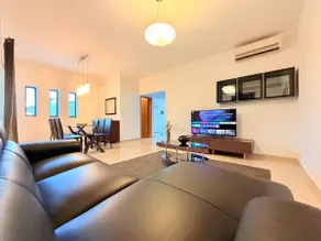 Ultimate Group Getaway Near St Julian's & Seafront - Image 4