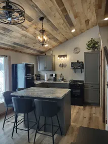 Lake Alice Lodging -The Musky Lodge - Image 3