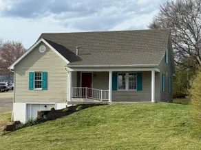 The Home On Main - Image 2