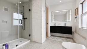 Quiet 3BR Near YVR- Walk to Dining-Free St Parking - Image 5