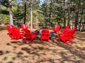 Edgewater Lodge: Riverfront family fun in Grayling - Image 4