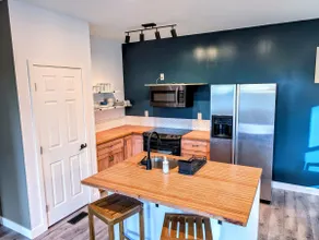 Hillside Holiday Home - Image 3