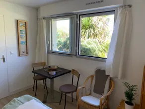 Cozy studio and garden - Image 2
