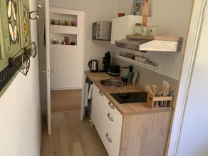 Cozy studio and garden - Image 4
