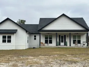 New Construction 3-BR Farmhouse in Wellborn, FL - Image 2