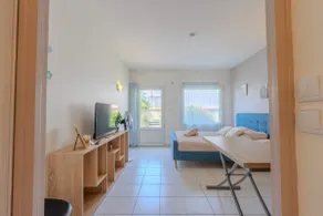 Blue Flag Apart-Hotel Kiwi Residence - Image 5