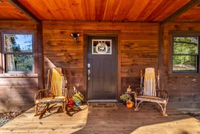 *Newly Owned* Cozy Cabin with Mountain Views - Image 2