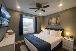 Crystal Lake 4BR | Insurance & Repair Stays - Image 2