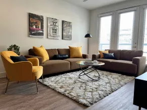 Luxurious 1 bedroom at Legacy West! - Image 3