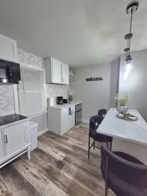 Couples Nest - Image 4