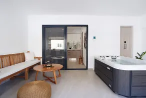 2bb Luxury Apartment II - Jacuzzi, Parking, Beach - Image 3