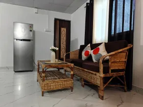 DMD Homestay | Near Airport & iON Digital | WiFi - Image 2