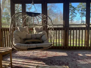 1BR Apartment w/ Private Sauna Near Beach - Image 3